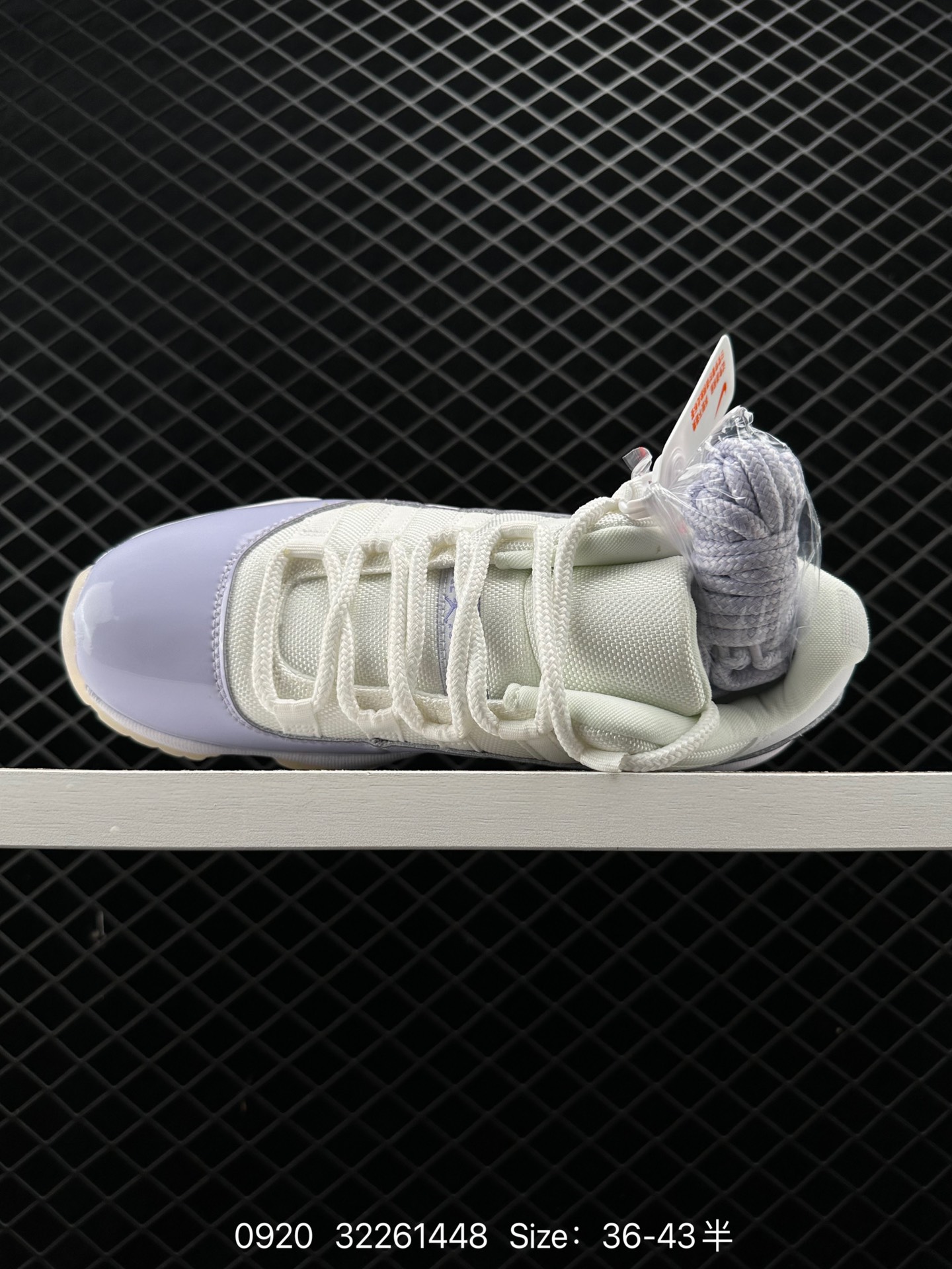 Nike Air Jordan 11 Retro Low”Concord“